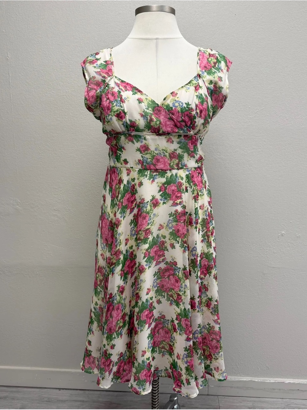 Hell Bunny Vixen Pink Floral Chiffon Midi Dress - Size 2X